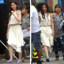 拖鞋明星,揭秘拖鞋明星的时尚传奇