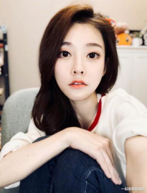 冯提莫的生活照,镜头背后的生活点滴