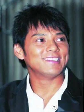 香港演员邓荣耀