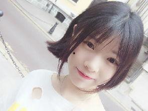 小h现在照片曝光,揭秘明星私生活瞬间  第3张